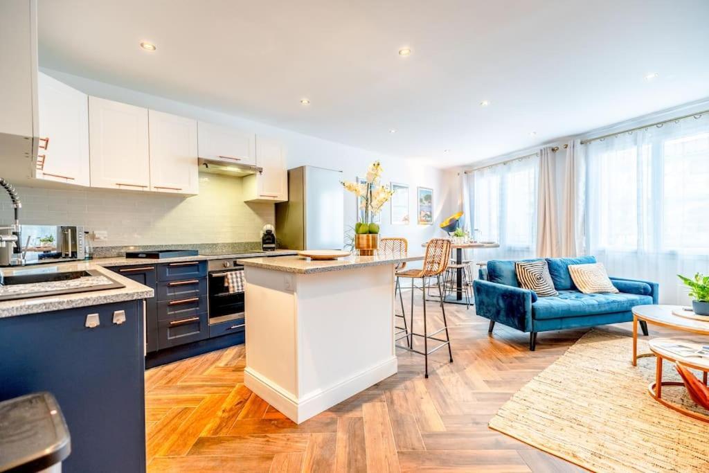 Superbe Appartement Neuf, Climatise Centre Village Le Plan-de-la-Tour Eksteriør bilde
